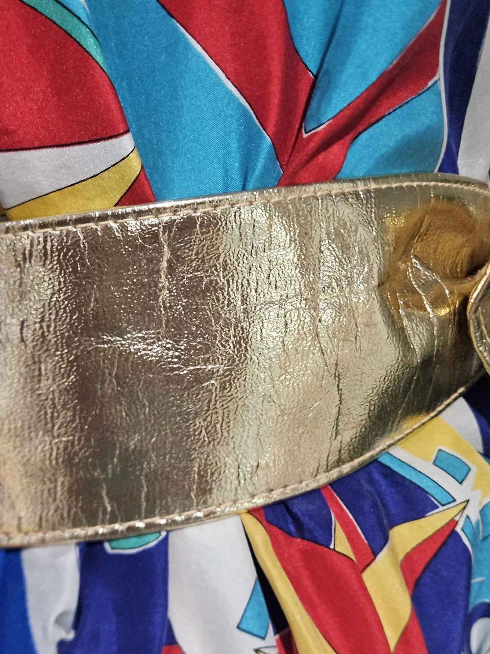 Vintage Metallic Gold Statement Waist Belt. Size Small